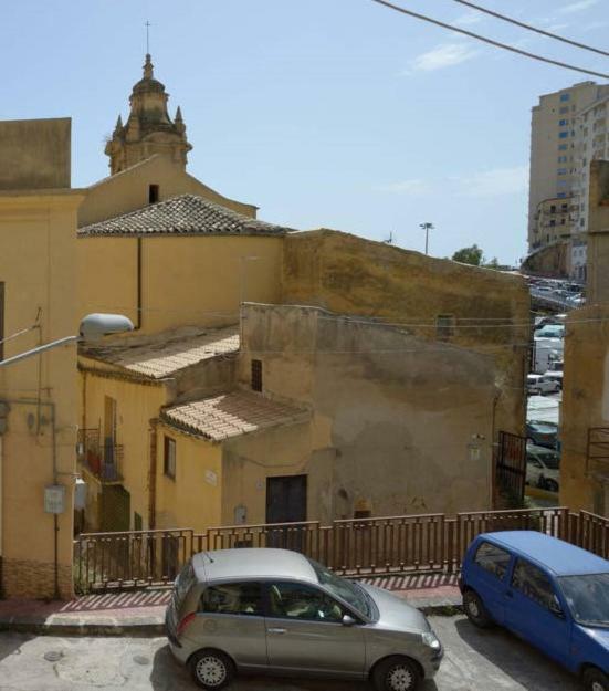 B&B A Due Passi Dal Centro Agrigento Exterior photo